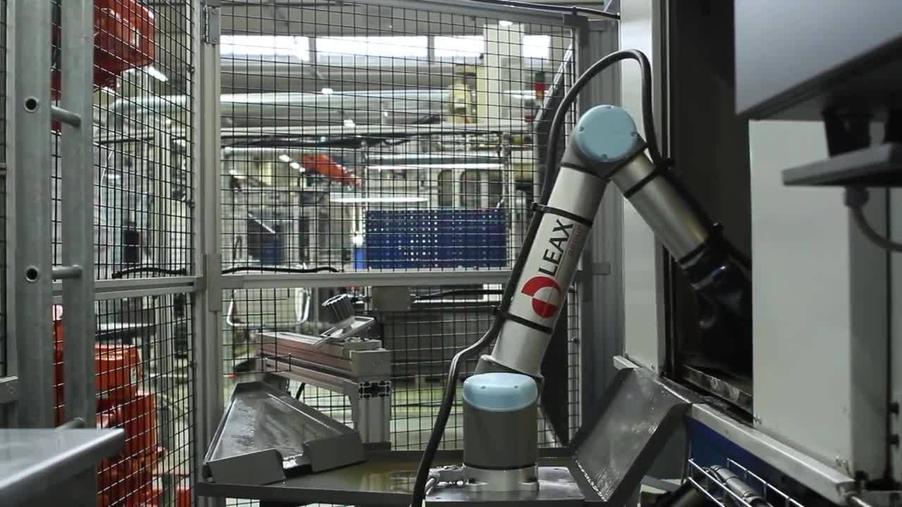 Video - UR10-robot, Leax Group, Sverige